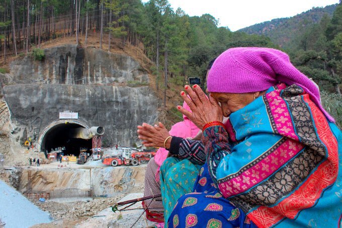 Uttarakhand-Tunnel-Rescue-local